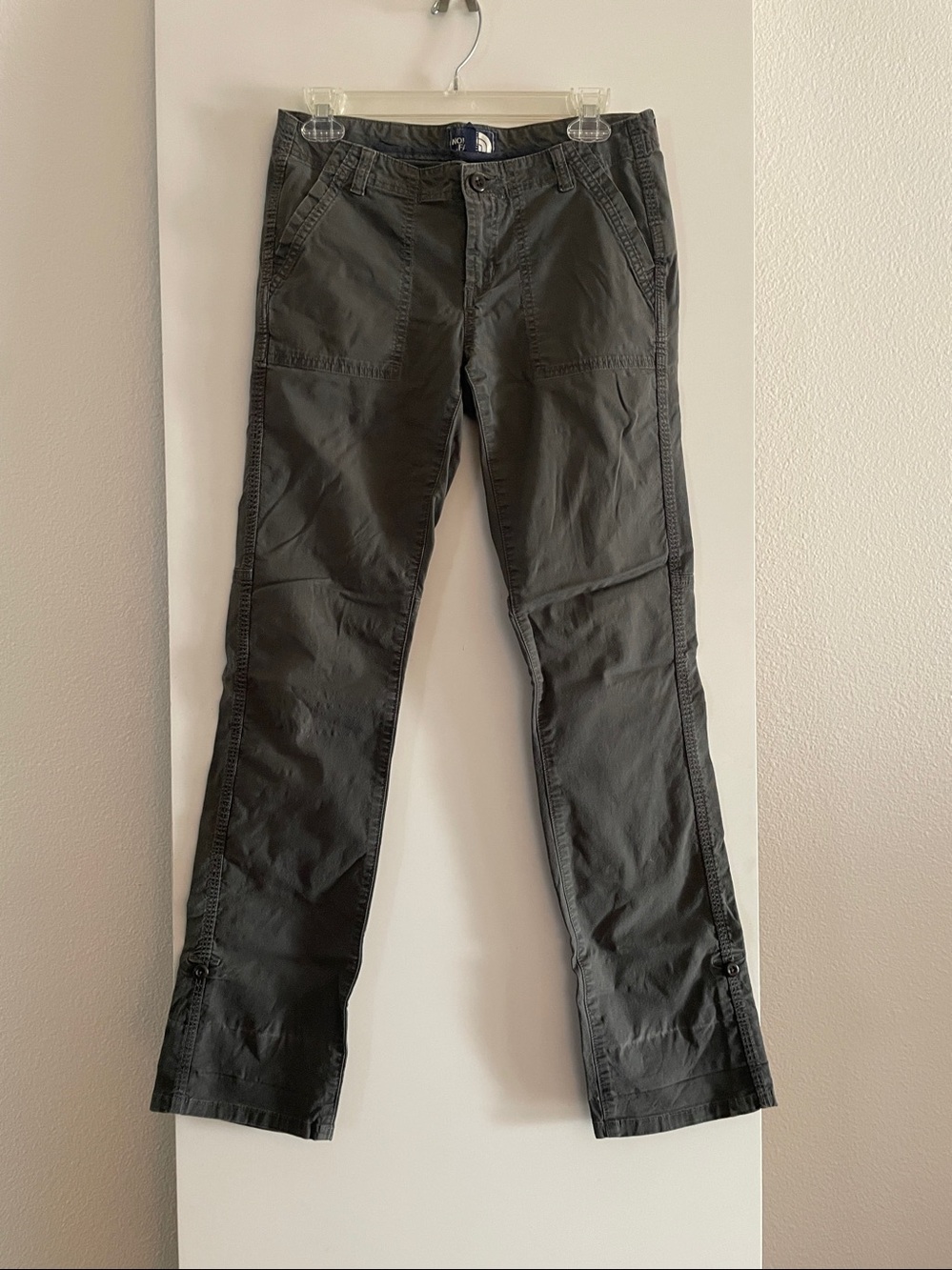 The NORTH FACE  Cotton Mid Rise Straight Leg Casual/Utility Hiking Pants Khaki